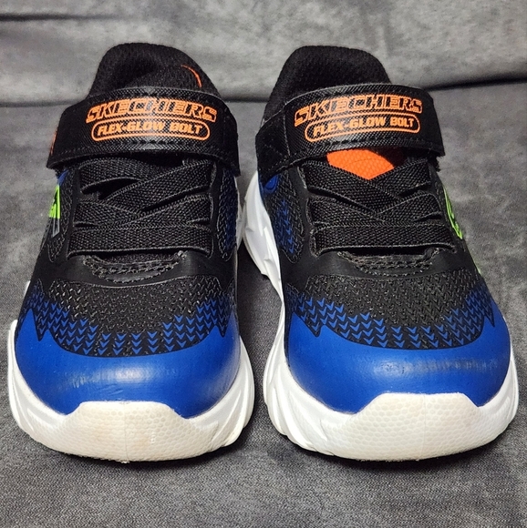 Skechers Black and Blue Sneakers with Breathable Mesh and Supportive Heel - Picture 4 of 7